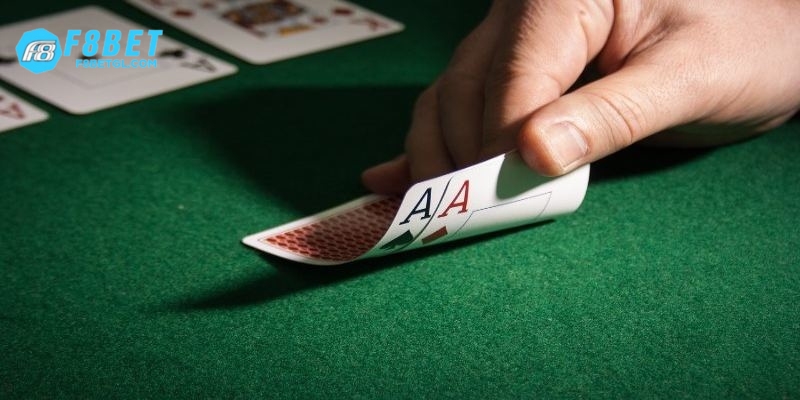 Có dễ kiếm tiền với poker không?